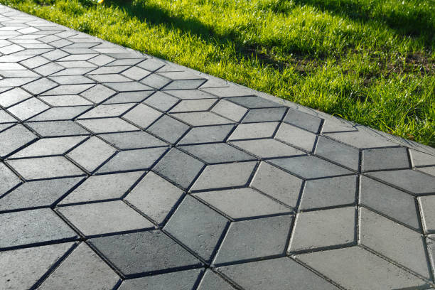 Best Driveway Paving Contractor  in Vandergrift, PA